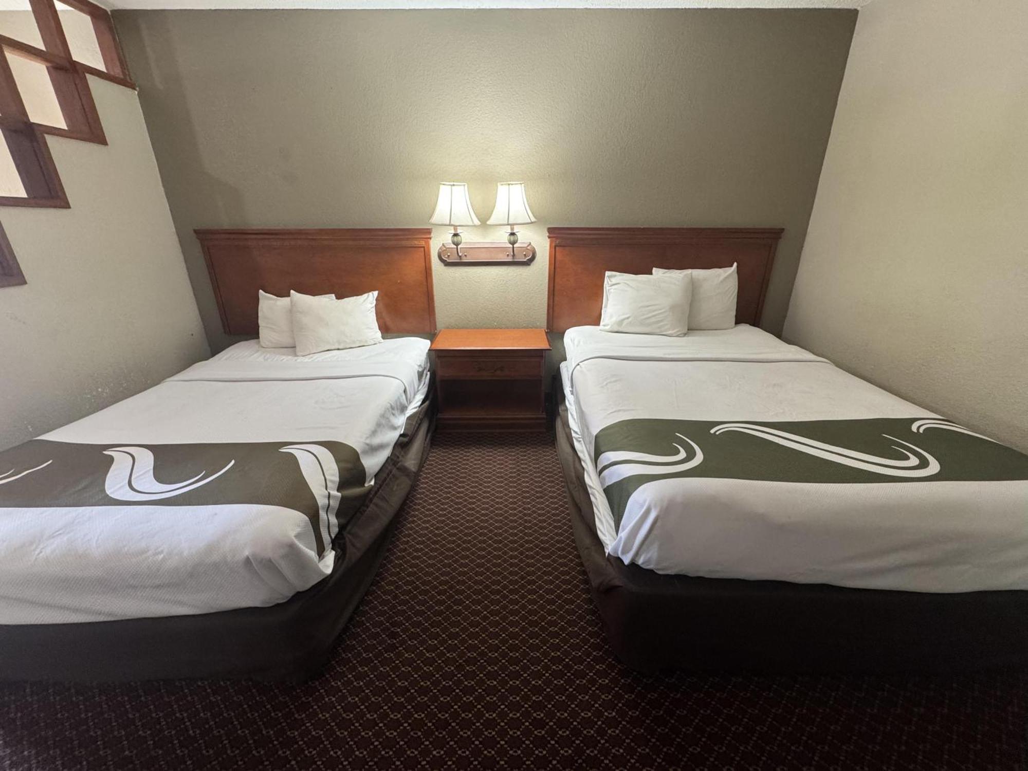 Rodeway Inn & Suites South Of Fiesta Park San Antonio Eksteriør billede